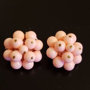 💕Vintage Pink Bead Clip Earings